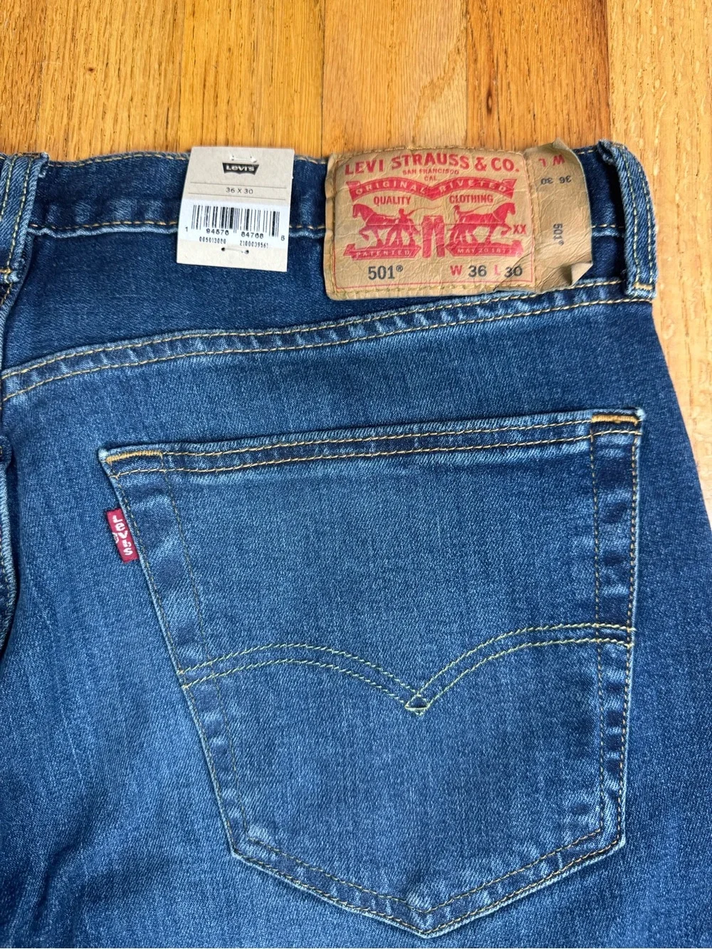 NWT Levis 501 Original Fit Advanced Stretch Mens 36x30Straight Leg Jeans Button